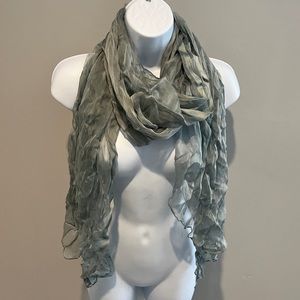Zazou gray scarf
